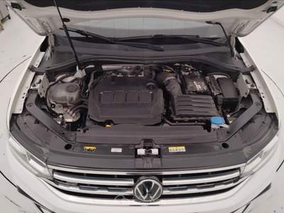 Volkswagen Tiguan 2.0 TDI SCR R-Line 4Motion DSG Bianco usata Lucca
