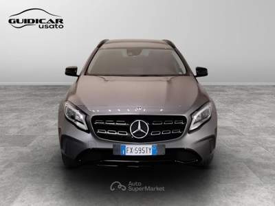 Mercedes-Benz GLA 200 D Sport 7G-DCT Grigio usata Lucca