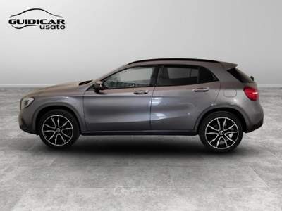 Mercedes-Benz GLA 200 D Sport 7G-DCT Grigio usata Lucca