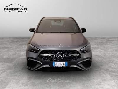 Mercedes-Benz GLA 200 D AMG Line Premium 4Matic 8G-DCT Grigio usata Lucca