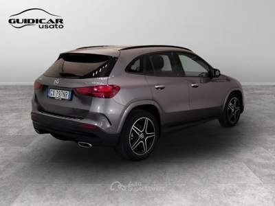 Mercedes-Benz GLA 200 D AMG Line Premium 4Matic 8G-DCT Grigio usata Lucca