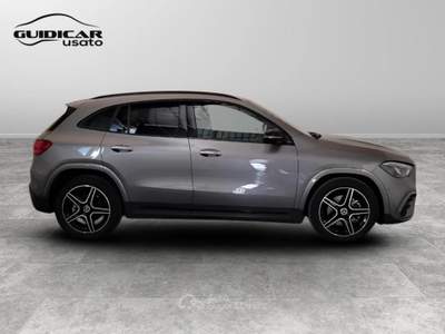 Mercedes-Benz GLA 200 D AMG Line Premium 4Matic 8G-DCT Grigio usata Lucca