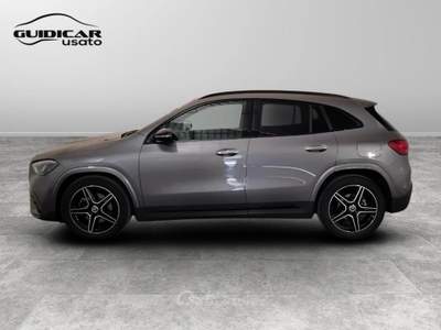 Mercedes-Benz GLA 200 D AMG Line Premium 4Matic 8G-DCT Grigio usata Lucca