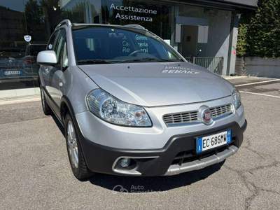 Fiat Sedici Sedici 1.6 16v Emotion 4x2 120cv Argento usata Brescia