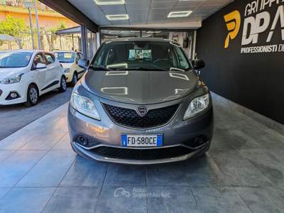 Lancia Ypsilon Ypsilon 1.2 Gold 69cv Grigio usata Marano di Napoli
