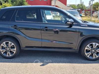 Suzuki Vitara DUALJET HYBRID STARVIEW AUT. FP Nero usata Pioltello