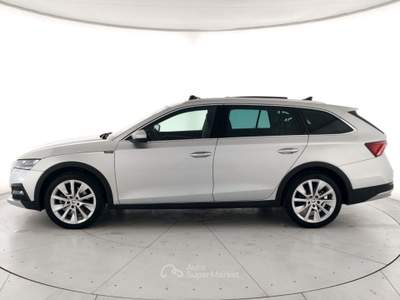 Skoda Octavia Octavia wagon 2.0 tdi evo scout 4x4 150cv dsg Argento usata Porto Mantovano