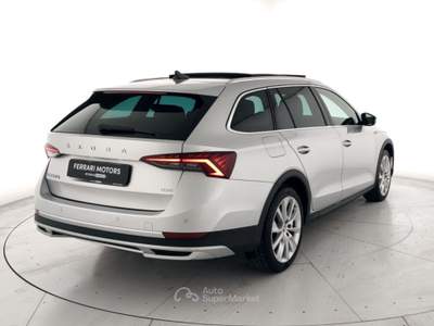 Skoda Octavia Octavia wagon 2.0 tdi evo scout 4x4 150cv dsg Argento usata Porto Mantovano