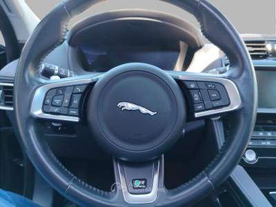 Jaguar F-Pace  - f-pace 2.0 d 240 cv awd aut. r-sport Nero usata Treviso