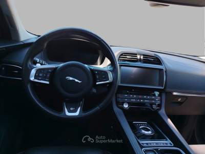 Jaguar F-Pace  - f-pace 2.0 d 240 cv awd aut. r-sport Nero usata Treviso