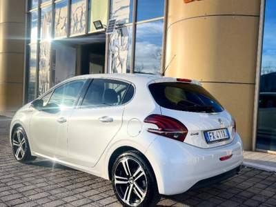 Peugeot 208 peugeot 208 gt line 1.5 102 cv manule perfetta Bianco usata Potenza