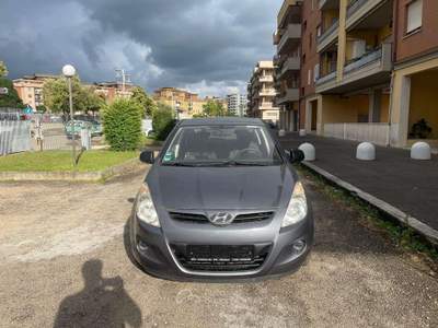 Hyundai i20 i20 5p 1.2 World Cup LE Grigio usata Aprilia