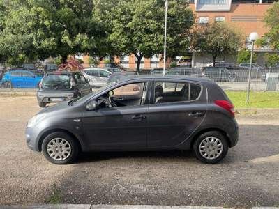 Hyundai i20 i20 5p 1.2 World Cup LE Grigio usata Aprilia