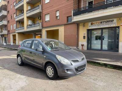 Hyundai i20 i20 5p 1.2 World Cup LE Grigio usata Aprilia