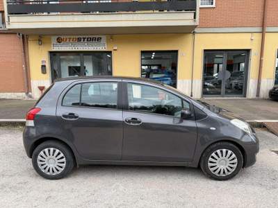 Toyota Yaris Yaris 5 PORTE ufficiale toyota GARANZIA Grigio usata Aprilia