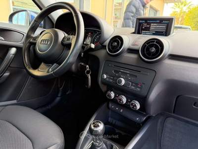 Audi A1 A1 Sportback 1.6 tdi Admired 90cv Blu/Azzurro usata Aprilia