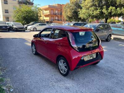 Toyota Aygo Aygo 5p 1.0 x-cool tss Rosso usata Aprilia
