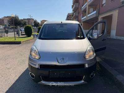 Peugeot Partner Partner Tepee 1.6 e-hdi Active (premium) s Argento usata Aprilia