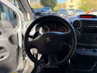 Peugeot Partner Partner Tepee 1.6 e-hdi Active (premium) s Argento usata Aprilia