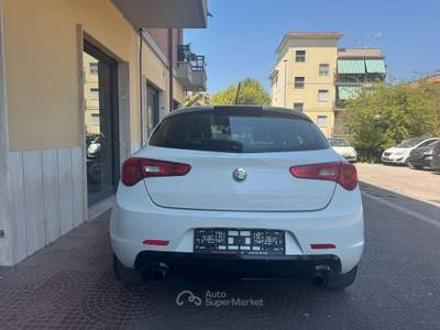 Alfa Romeo Giulietta Giulietta 2.0 jtdm(2) Distinctive 140cv usata Aprilia