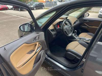 Opel Zafira Zafira 1.9 cdti Edition 7 POSTI Grigio usata Aprilia