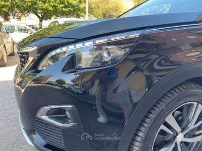 Peugeot 5008 5008 1.2 puretech t Allure s Nero usata Aprilia