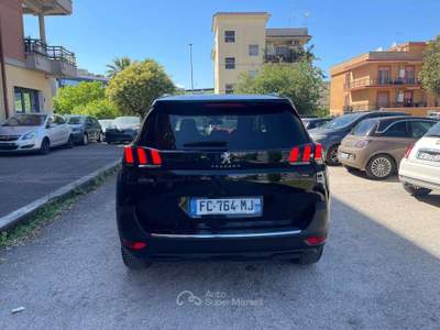 Peugeot 5008 5008 1.2 puretech t Allure s Nero usata Aprilia