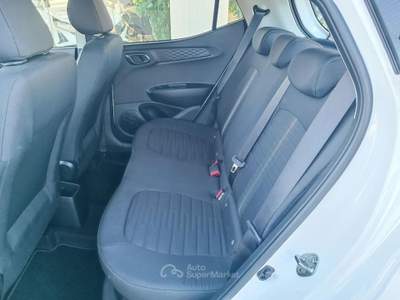 Hyundai i10 1.0 MPI Connectline Bianco usata Castelfranco di Sotto
