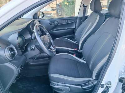 Hyundai i10 1.0 MPI Connectline Bianco usata Castelfranco di Sotto