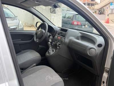Fiat Panda Natural Power Dinamic cv 77 taglian Grigio usata Termoli