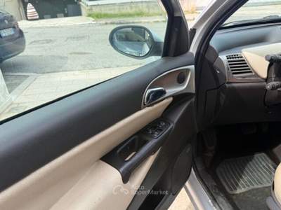 Lancia Ypsilon Platino cv 95 automatica ok neopatentati Grigio usata Termoli