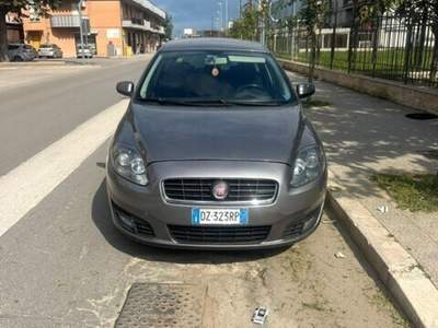 Fiat Croma cv 120 km 03.2010 perfetta Grigio usata Termoli