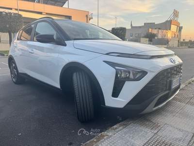 Hyundai Bayon BAYON GPL EXCLUSIVE TETTO SPECCHI NERI - UNIPROPRIETARIO Bianco usata Molfetta