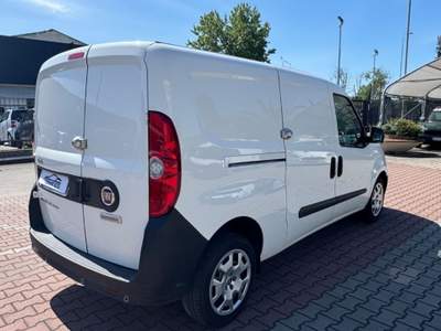 Fiat Doblò 1.6 Mjet 105cv S.&S. PL-TN CARGO MAXI LOUNGE Bianco usata Sesto Fiorentino