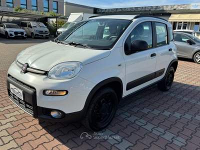 Fiat Panda 1.3 MJT 95cv S.&S. 4x4 AZIENDALE Bianco usata Sesto Fiorentino