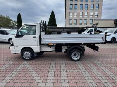 Piaggio Porter 1.3 GEMELLATO CASSONE RIBALTABALTABILE Bianco usata Sesto Fiorentino