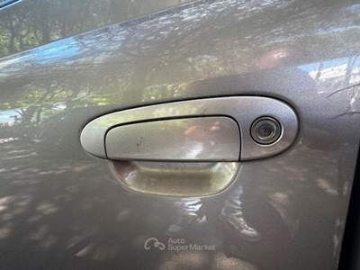 Toyota Yaris neopatentati Argento usata Riccione