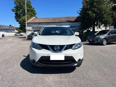 Nissan Qashqai 1.5 dCi  Acenta AUTO PER NEOPATENTATI Bianco usata Portogruaro
