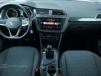 Volkswagen Tiguan 2.0 TDI SCR Life Bianco usata Caorso
