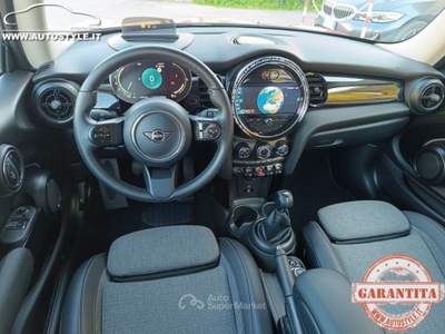 MINI Cooper 1.5 136Cv CLASSIC F56 2/3porte Rosso usata CONCESIO