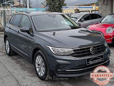 Volkswagen Tiguan 2.0 TDI 150 CV SCR DSG Life Grigio usata CONCESIO