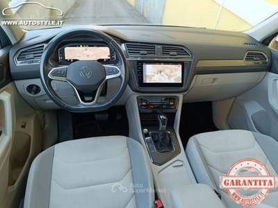Volkswagen Tiguan Allspace 2.0 TDI DSG *7 POSTI* Elegance 150Cv Argento usata CONCESIO