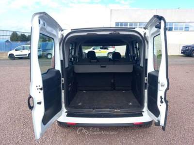 Fiat Doblò CARGO LOUNGE 1.6 MJT 105CV PC N1 Bianco usata Maruggio