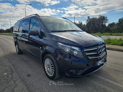 Mercedes-Benz Vito 2.0 119CDI 4x4 PL Tourer Select Extra-Long 9 POSTI Blu/Azzurro usata Maruggio
