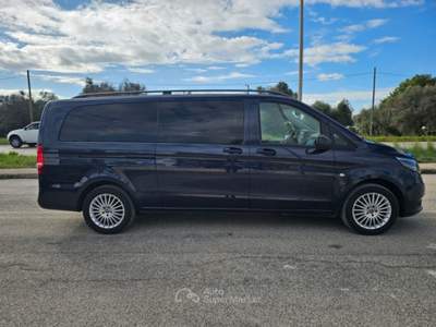 Mercedes-Benz Vito 2.0 119CDI 4x4 PL Tourer Select Extra-Long 9 POSTI Blu/Azzurro usata Maruggio