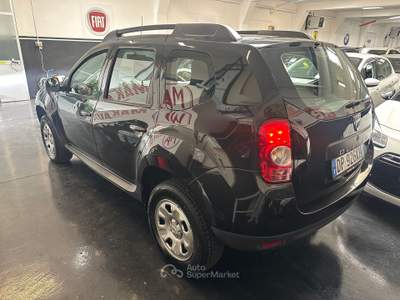 Dacia Duster 1.6 benzina Suv familiare Nero usata Torino