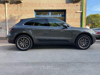 Porsche Macan 3.0d S 250CV PDK CERCHI DA 20" FARI XENO PELLE Grigio usata Venezia