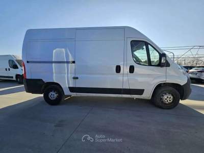 Citroen Jumper 33 L2H2 2.2 BlueHDi 120cv - GE642FP Bianco usata Basiliano