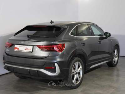 Audi Q3 SPB 35 TDI S tronic S line edition Argento usata Volla