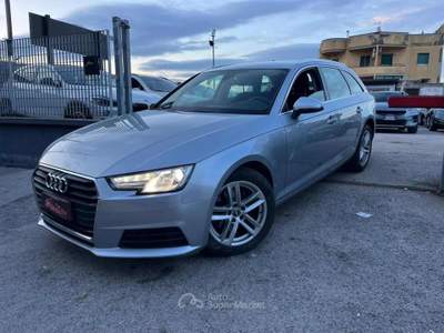 Audi A4 Avant 2.0 TDI 150 CV S tronic Business Sport Argento usata Volla